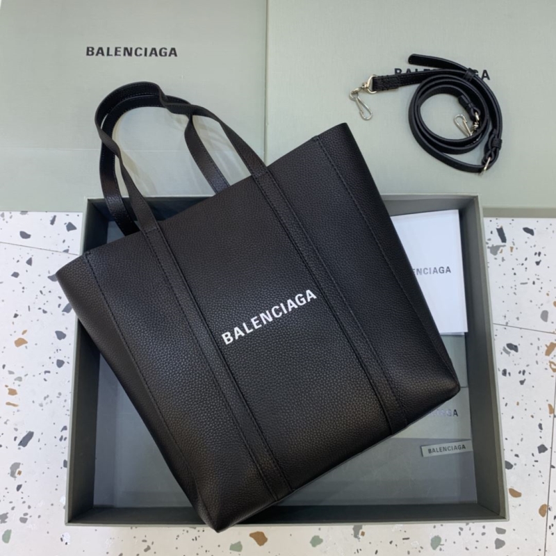 Ba*len*cia*ga shopping bags